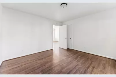 5664 Gaskill St, Oakland, CA 94608 - Photo 15