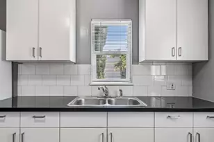 5664 Gaskill St, Oakland, CA 94608 - Photo 7