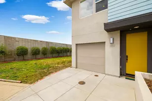 1307 Pullman Wy, Oakland, CA 94607 - Photo 23