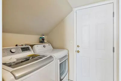 1206 Sycamore Ct, Gilroy, CA 95020 - Photo 17