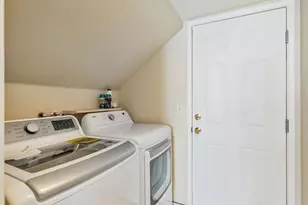 1206 Sycamore Ct, Gilroy, CA 95020 - Photo 17