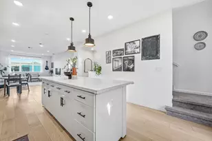 390 Camarillo Ter, Sunnyvale, CA 94085 - Photo 15