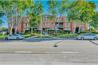 2425 S Norfolk St 106, San Mateo, CA 94403 - Photo 1