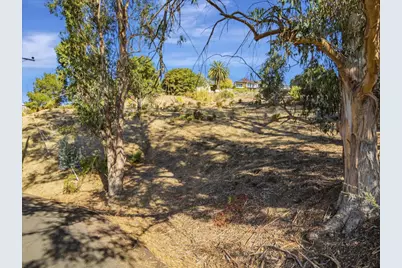 11388 Lochard St, Oakland, CA 94605 - Photo 1