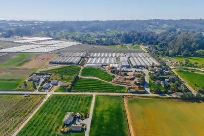 371 Calabasas Rd, Watsonville, CA 95076 - Photo 67