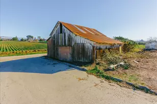 371 Calabasas Rd, Watsonville, CA 95076 - Photo 23