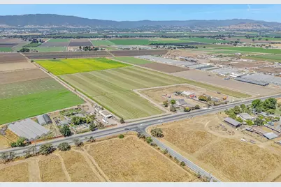 2718 Ferguson Rd, Gilroy, CA 95020 - Photo 77