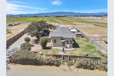 2712 Ferguson Rd, Gilroy, CA 95020 - Photo 5