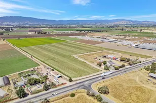 2712 Ferguson Rd, Gilroy, CA 95020 - Photo 25