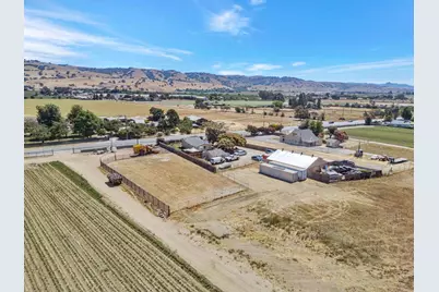 2712 Ferguson Rd, Gilroy, CA 95020 - Photo 19