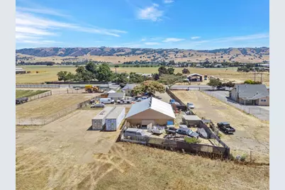 2712 Ferguson Rd, Gilroy, CA 95020 - Photo 11