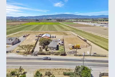 2712 Ferguson Rd, Gilroy, CA 95020 - Photo 11