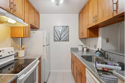 357 Half Moon Ln 12, Daly City, CA 94015 - Photo 11