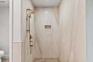 2 SE San Antonio Ave, Carmel, CA 93923 - Photo 27