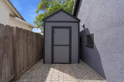 1876 Boalt Dr, Los Banos, CA 93635 - Photo 35