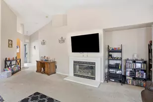 1876 Boalt Dr, Los Banos, CA 93635 - Photo 9