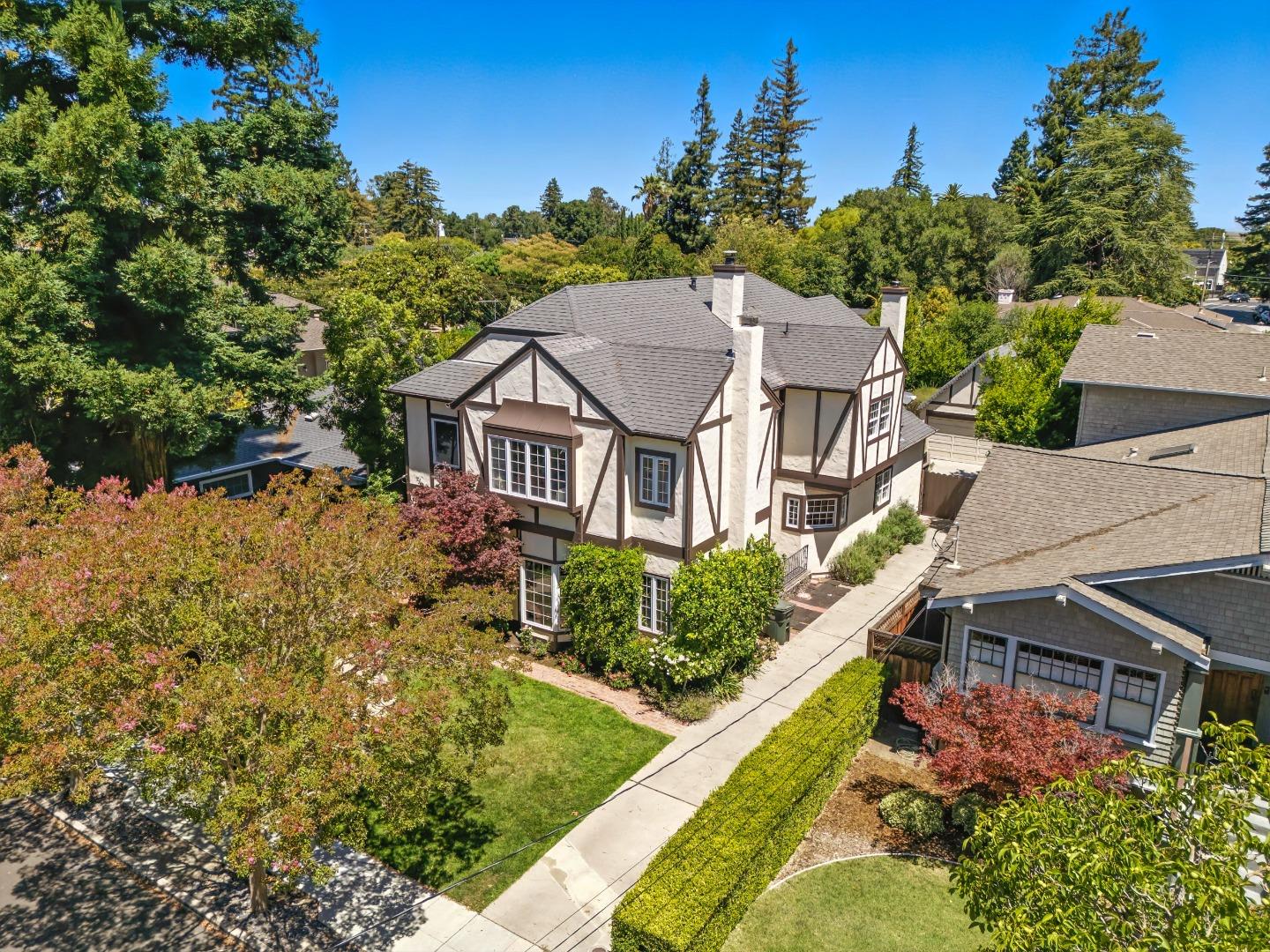158 Oakdale St, Redwood City, CA 94062 - MLS ML82017466 - Coldwell Banker