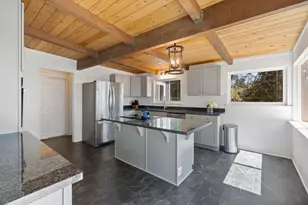 19156 Old Vineyard Rd, Los Gatos, CA 95033 - Photo 13