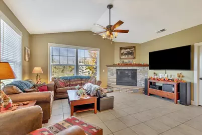 46347 Opah Dr, Ahwahnee, CA 93601 - Photo 9