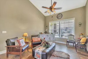 46347 Opah Dr, Ahwahnee, CA 93601 - Photo 13