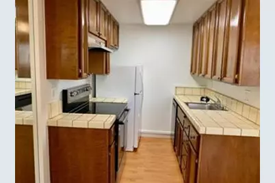 5693 Makati Cir D, San Jose, CA 95123 - Photo 17