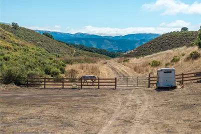 10265 Calle De Robles, Carmel Valley, CA 93923 - Photo 37