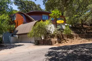 3527 Oak Knoll Dr, Redwood City, CA 94062 - Photo 1