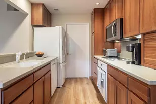 1360 Josselyn Canyon Rd 40, Monterey, CA 93940 - Photo 7