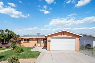 184 Parkwest St, Merced, CA 95341 - Photo 1