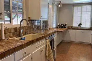 5660 Jacks Ln, Sacramento, CA 95822 - Photo 7