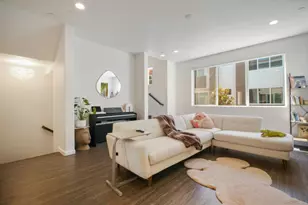 323 Flinder Pl, San Jose, CA 95123 - Photo 1