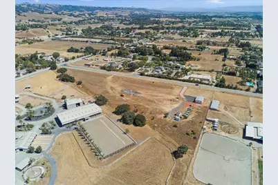 2055 Rucker Ave, Gilroy, CA 95020 - Photo 25