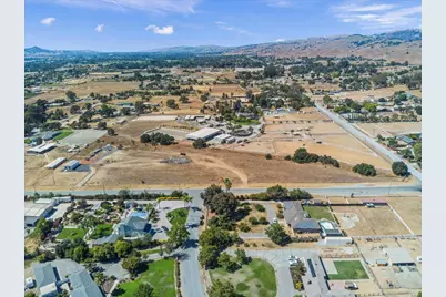 2055 Rucker Ave, Gilroy, CA 95020 - Photo 23