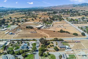 2055 Rucker Ave, Gilroy, CA 95020 - Photo 23