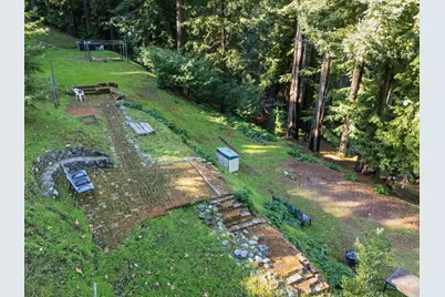 20080 Gist Rd, Los Gatos, CA 95033 - Photo 29