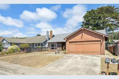 200 Bridgeport Dr, El Granada, CA 94019 - Photo 1