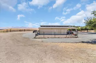 275 Nicholson Dr, Hollister, CA 95023 - Photo 65
