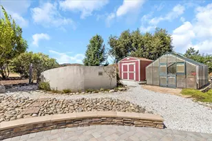 275 Nicholson Dr, Hollister, CA 95023 - Photo 59