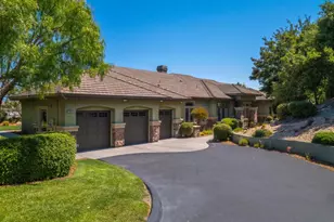 27812 Crowne Point Dr, Salinas, CA 93908 - Photo 1