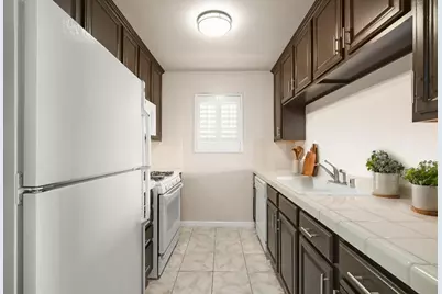 551 Merritt Ave 1, Oakland, CA 94610 - Photo 9