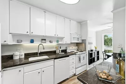 932 Peninsula Ave 406, San Mateo, CA 94401 - Photo 7