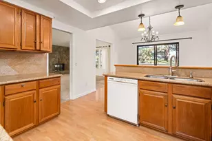 24020 Janssen Ct, Hayward, CA 94541 - Photo 5