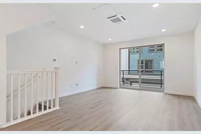 6694 Optimum Loop, San Jose, CA 95119 - Photo 9