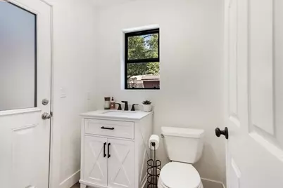 360 Braemoor Dr, Santa Cruz, CA 95060 - Photo 15