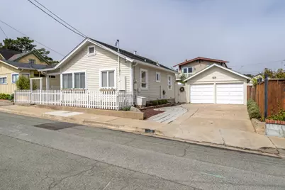 406 10th St, Pacific Grove, CA 93950 - Photo 1