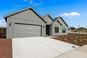 410 Maria Dr, Hollister, CA 95023 - Photo 3