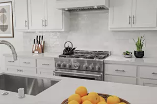 410 Maria Dr, Hollister, CA 95023 - Photo 13