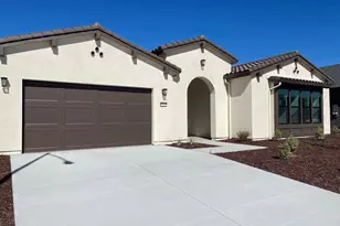 420 Maria 37, Hollister, CA 95023 - Photo 3