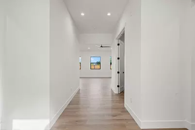 420 Maria, Hollister, CA 95023 - Photo 5