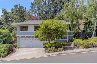 1031 Yosemite Dr, Pacifica, CA 94044 - Photo 1